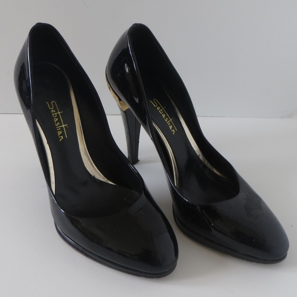 🔴CLEARANCE🔴 Size 7 Sebastian Black Patent Pumps w/ Gold - Picture 1 of 4